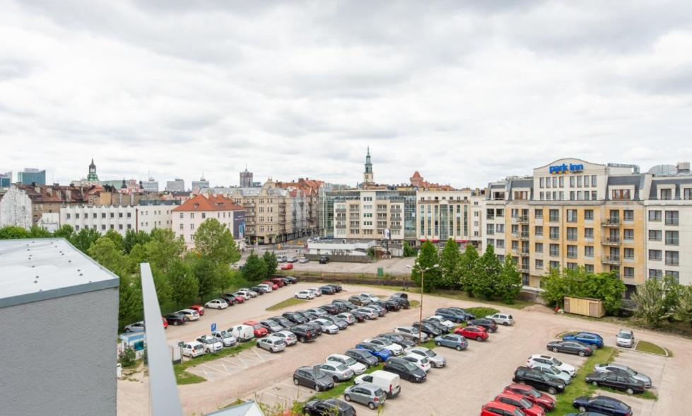 Lejlighed på 35 m² i Poznan Centrum med 1 værelse og 1 private badeværelser Eksteriør billede