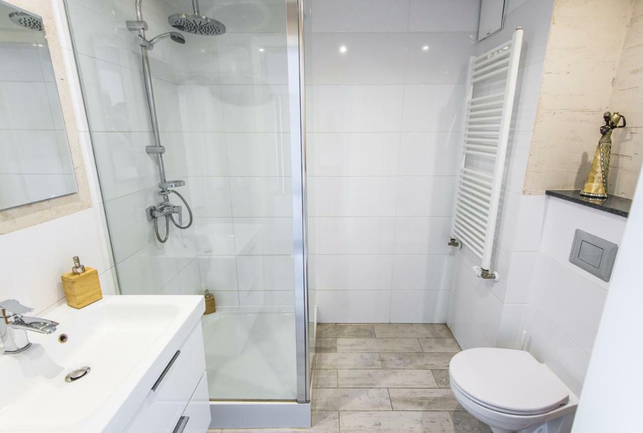 Lejlighed på 35 m² i Poznan Centrum med 1 værelse og 1 private badeværelser Eksteriør billede