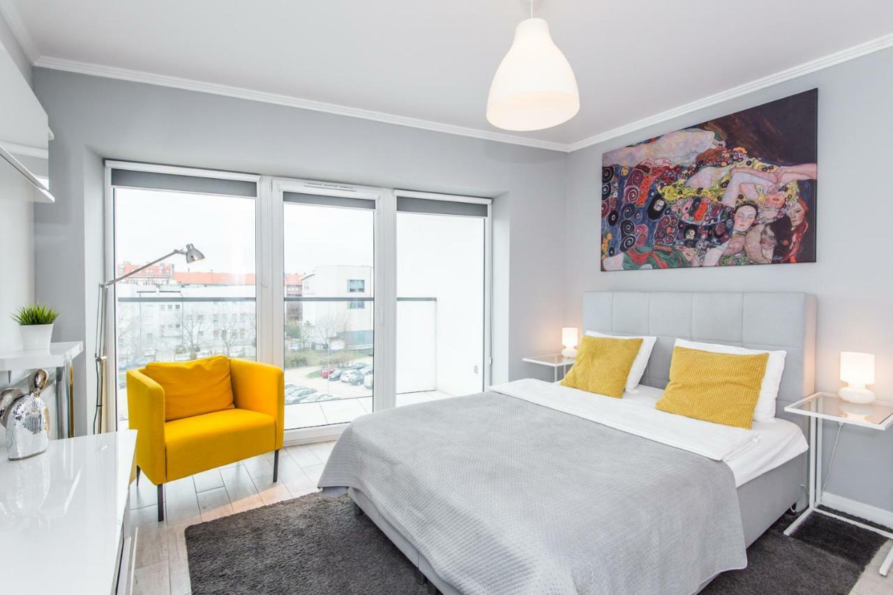 Lejlighed på 35 m² i Poznan Centrum med 1 værelse og 1 private badeværelser Eksteriør billede